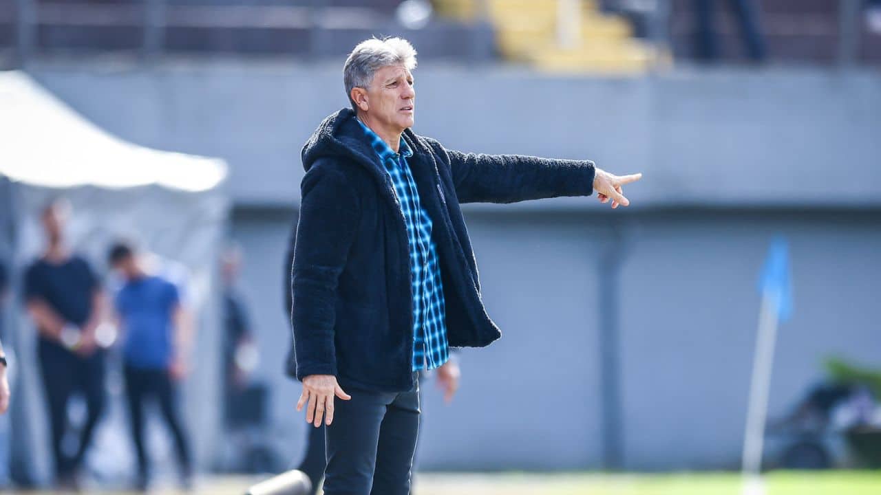 Novo reforço promete surpreender no Grêmio, afirma Renato Portaluppi.