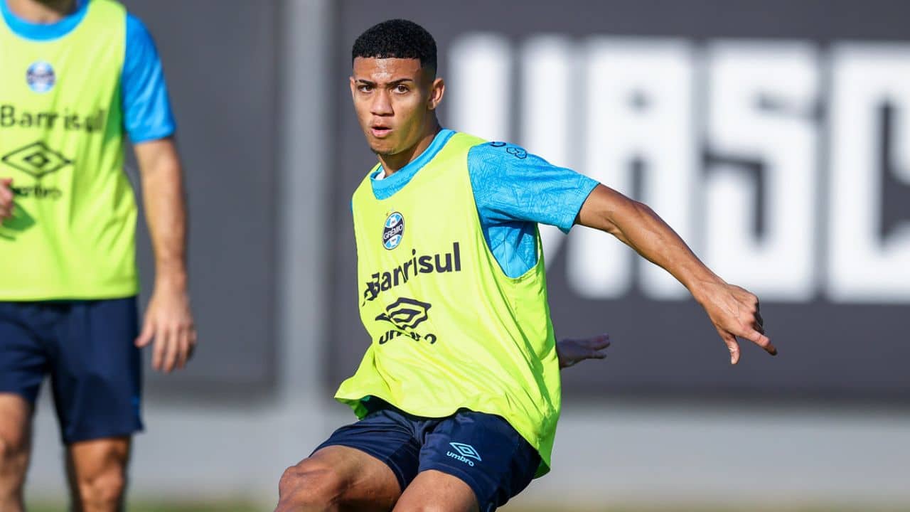 Treino Grêmio Gustavo Nunes