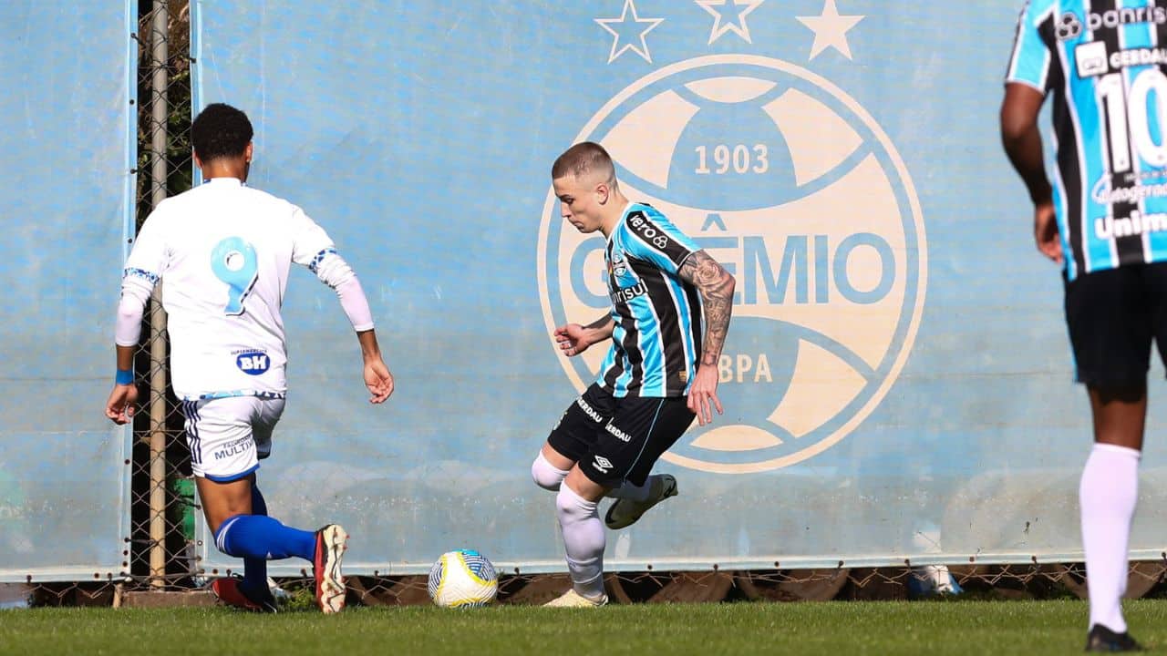 Grêmio perde para o Cruzeiro e está eliminado do Brasileirão Sub-20