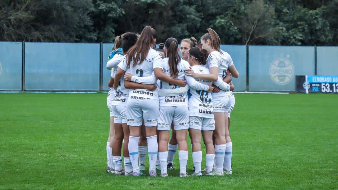 Gurias do Grêmio sub 17