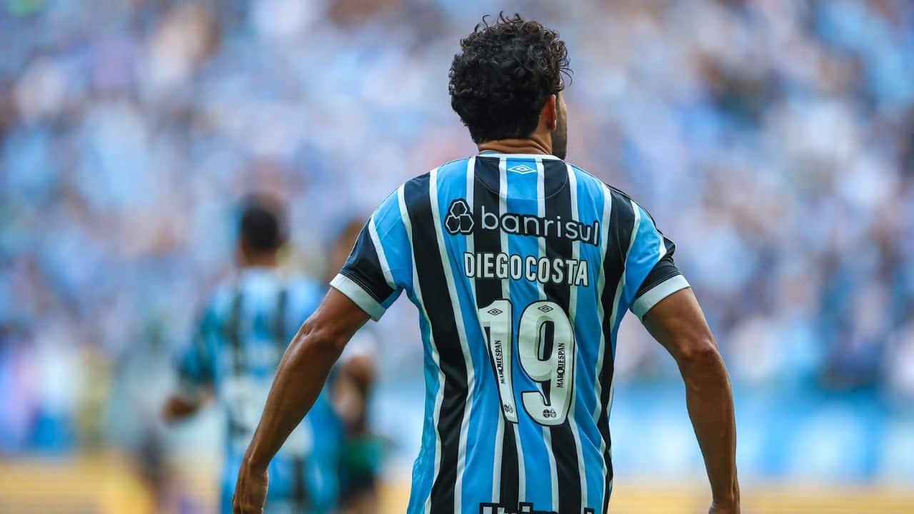 Grêmio define futuro de Diego Costa no clube