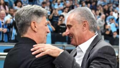 Comentarista sugere que Grêmio faça contato com o Tite urgentemente