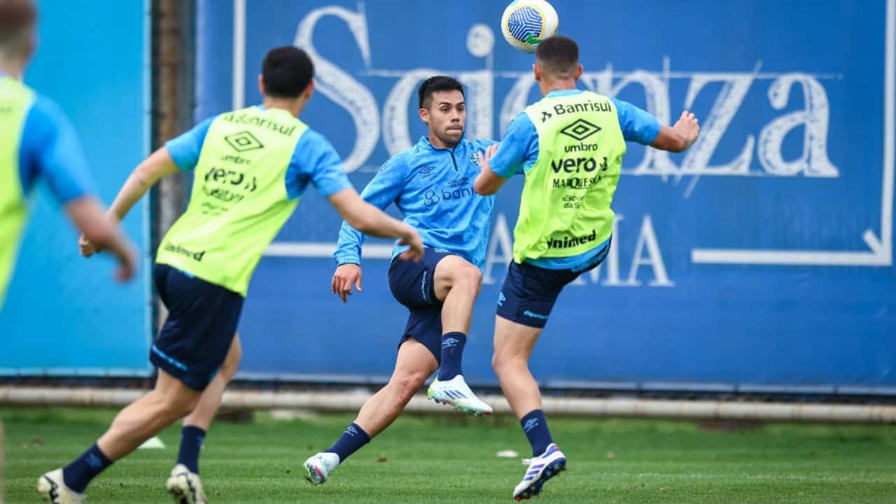 Grêmio define titulares para duelo contra o Flamengo