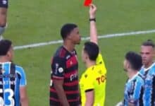 Grêmio x Flamengo - expulsão Carlinhos