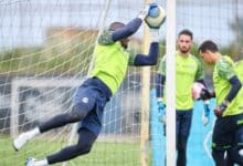 goleiros do últimas do gremio hoje treinando