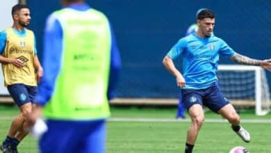 Mayk e Fabio em treino do Grêmio