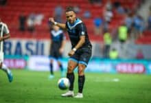 Braitwaite em partida do Gremio contra o Botafogo pelo Brasileirão