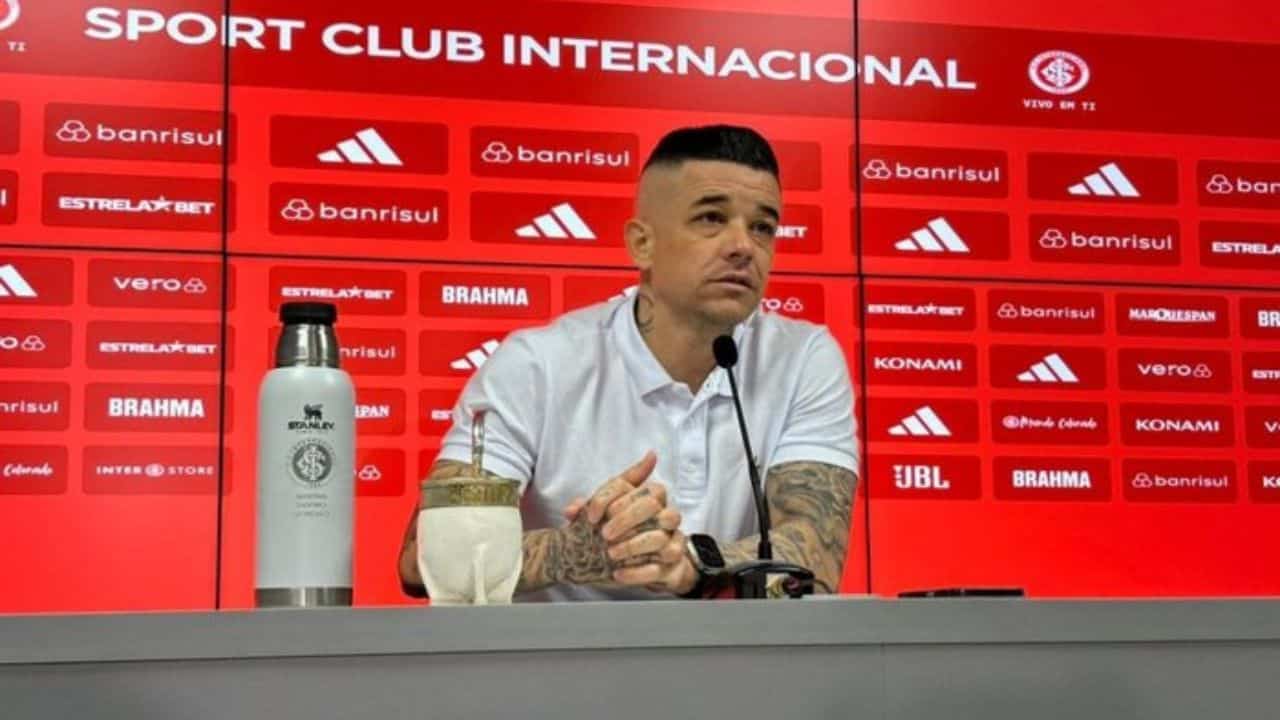 DAlessandro envia recado ao Grêmio: precisamos dominar aqui.
