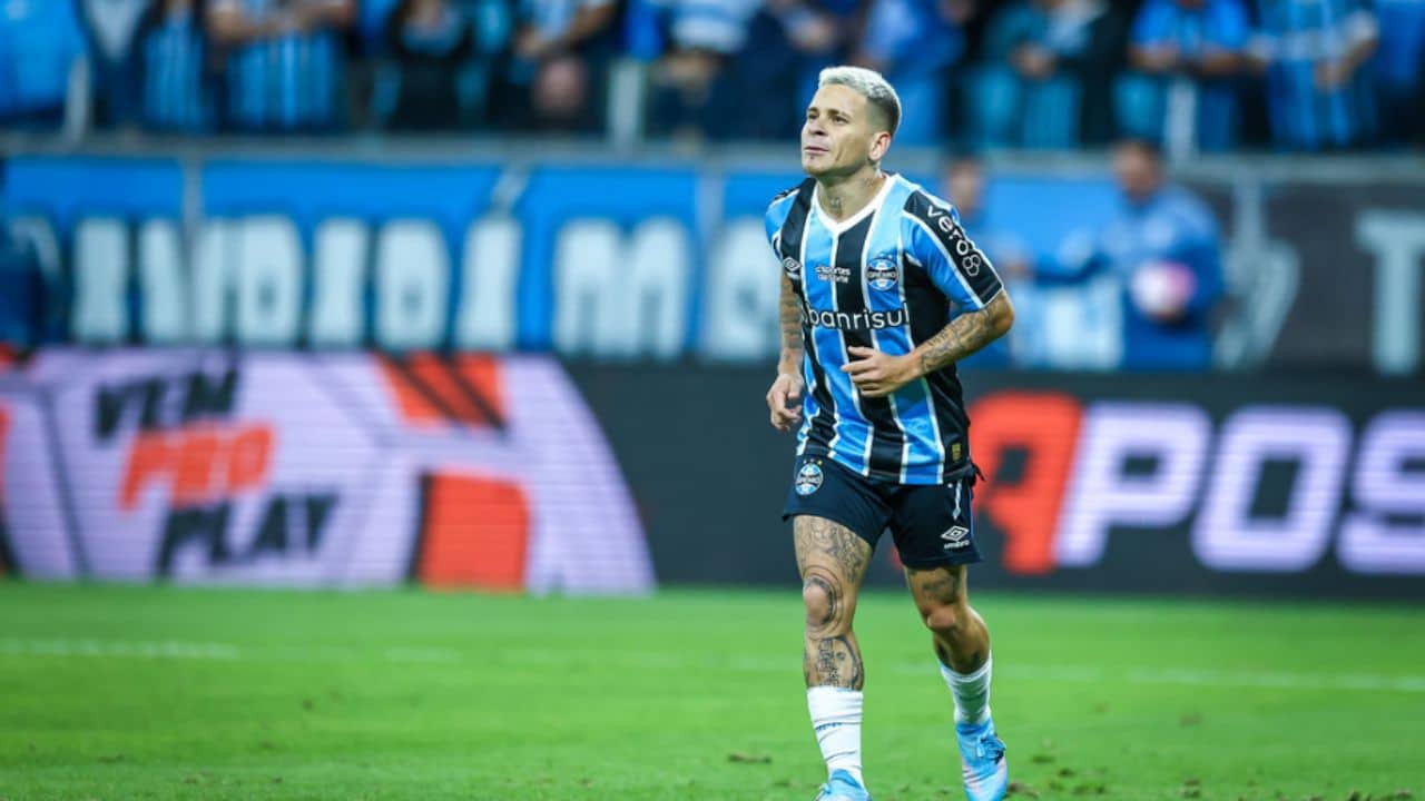 Grêmio Por que Soteldo passou a ser reserva de Aravena?