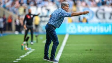 Grêmio x Flu: Narrador projeta duelo e revela que “time de Renato não é confiável"