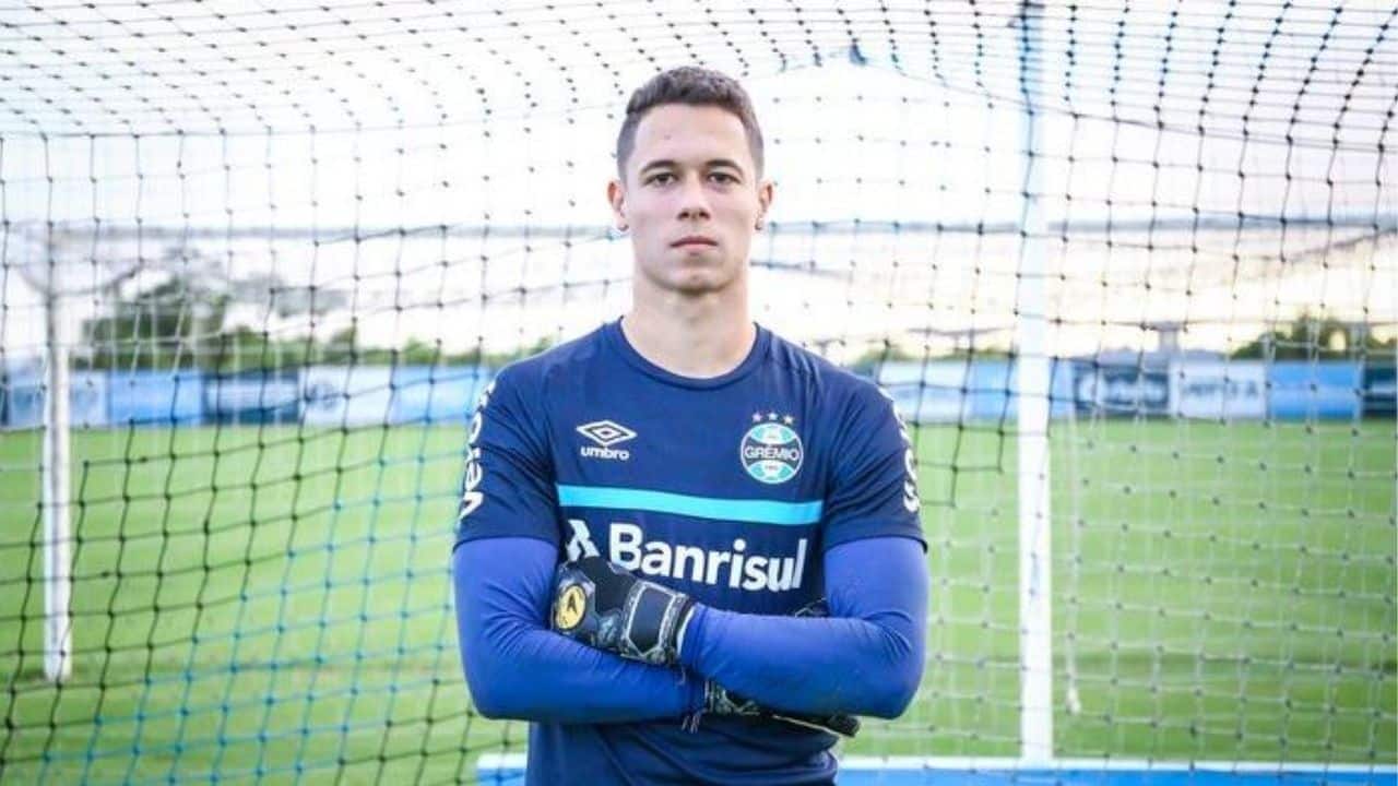 Goleiro se despede oficialmente do Grêmio