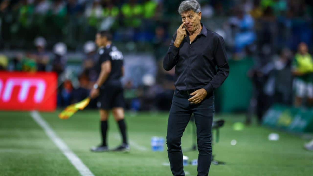 Últimas do Grêmio: Renato se manifesta, leitura labial de 'treta' é revelada, situação de Arthur e mais 1 Últimas do Grêmio: Renato se manifesta, leitura labial de 'treta' é revelada, situação de Arthur