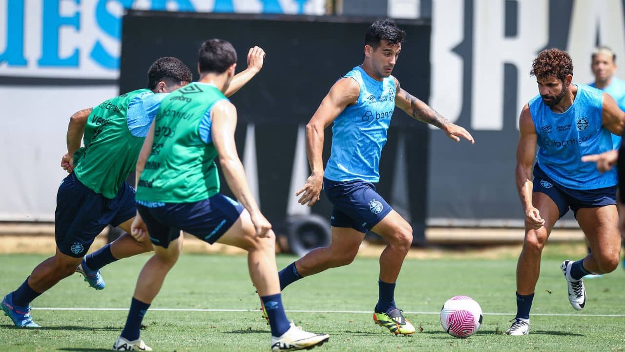 Grêmio tem grupo dividido na preparação para jogo contra Palmeiras