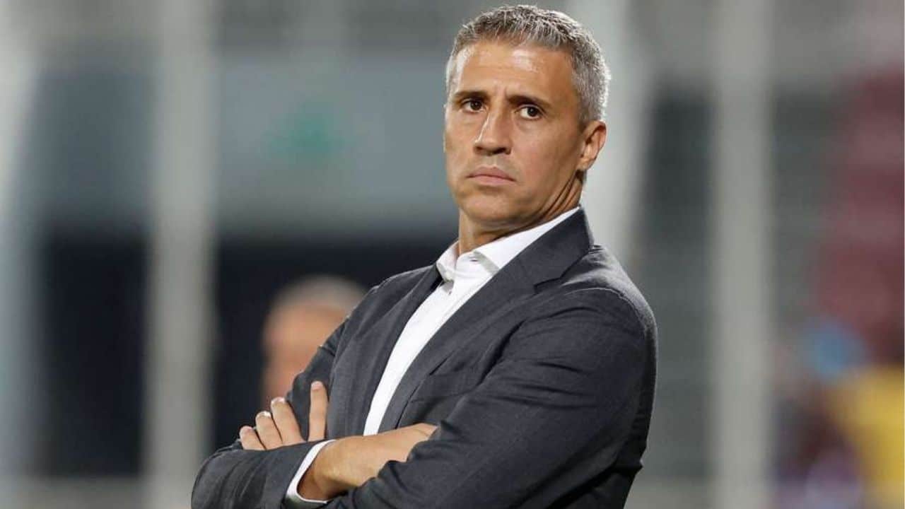 Hernan Crespo próximo do Grêmio