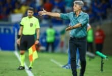 Grêmio tem quase um time inteiro de pendurados, incluindo Renato