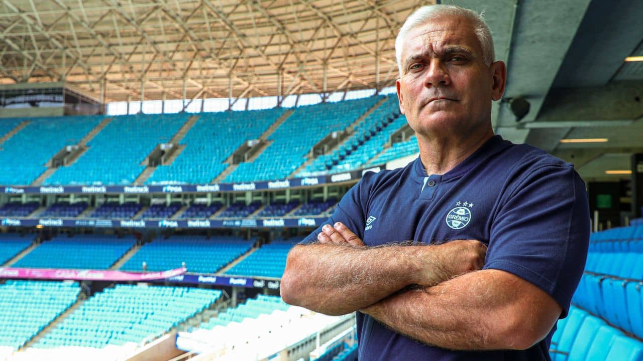 Grêmio anuncia Fabiano Daitx