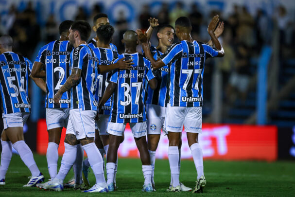 Vitória do Grêmio contra o Monsoon