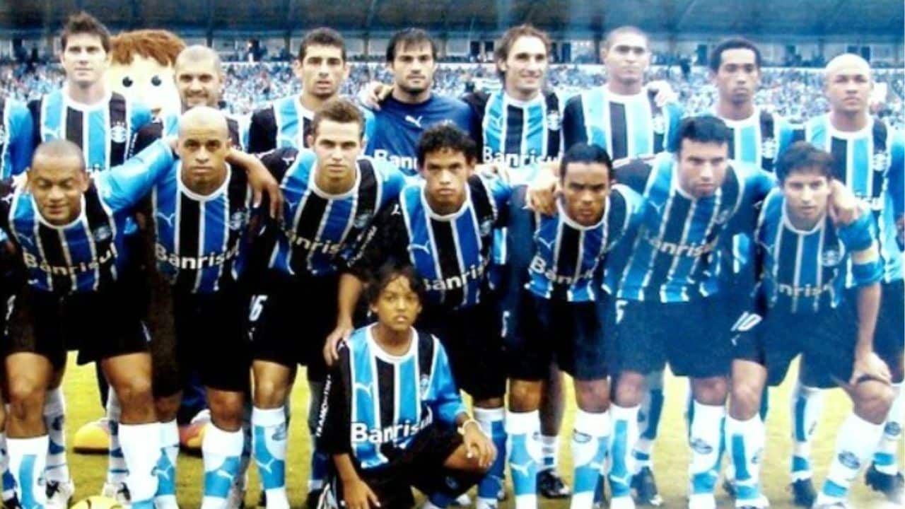 Para ter sucesso na temporada, o Grêmio precisa se lembrar de 2007