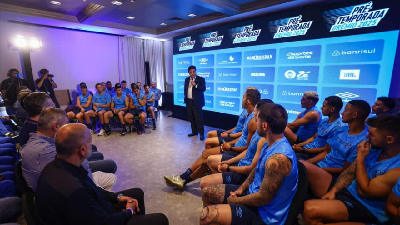 Grêmio negocia transferência de lateral para o futebol europeu.