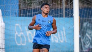 Arezo no jogo-treino do Grêmio