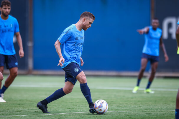 Cuéllar Grêmio Treino