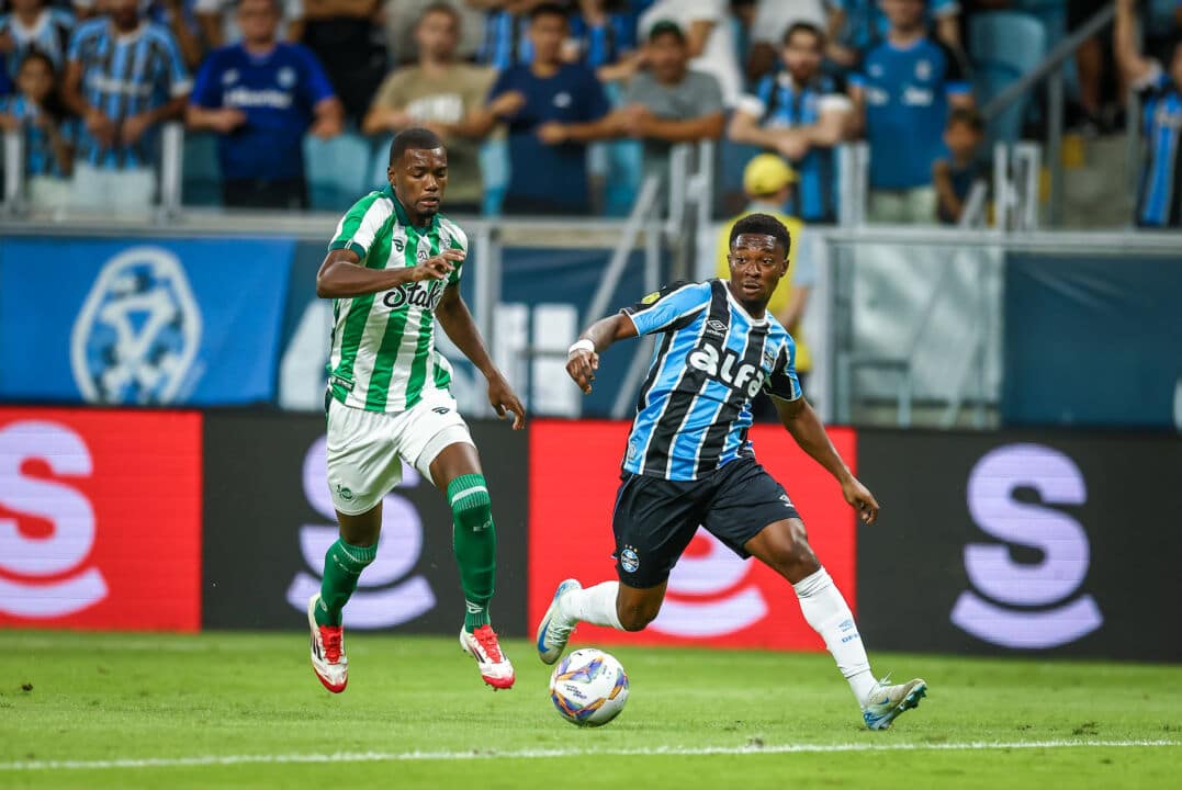 Amuzu em Grêmio x Juventude