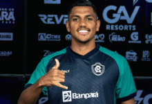 Ex-Grêmio Pedro Rocha no Remo