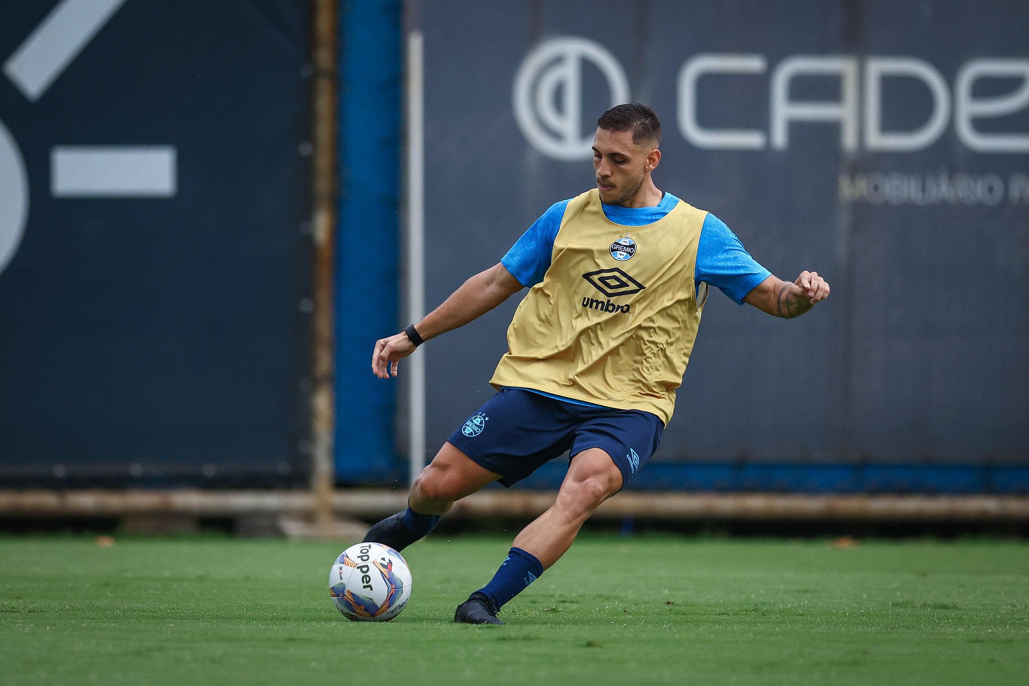 Volante Camilo Reijers, novo reforço do Grêmio