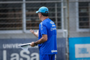 Quinteros Grêmio Treino