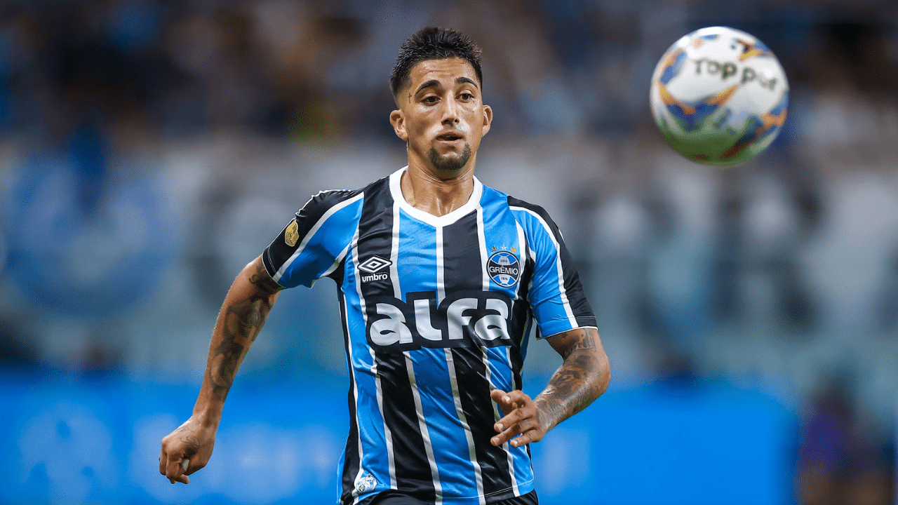 Atacante gremista Cristian Olivera, reforço do Grêmio