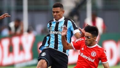 Ex-Grêmio fechar com Internacional