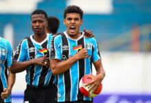 Volante Hiago deixa o Grêmio