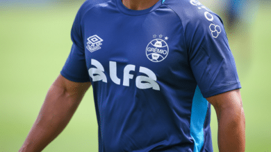 Novo uniforme da comissão técnica do Grêmio, camisa de 2025 da Umbro