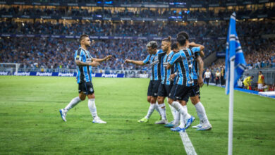 Grêmio x Pelotas: imagem mostra o Tricolor no GreNal 444