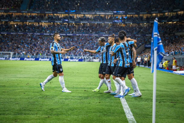 Grêmio x Pelotas: imagem mostra o Tricolor no GreNal 444