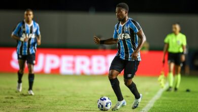 Amuzu Grêmio Quinteros