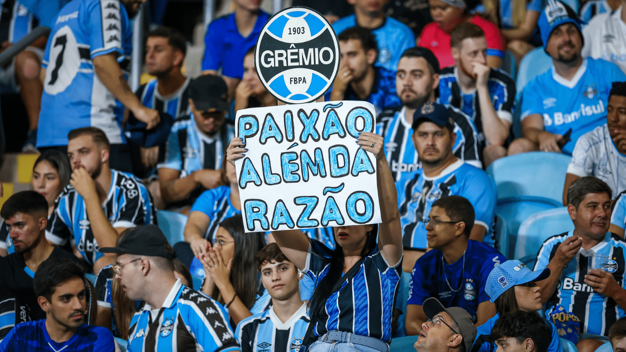 Torcida do Grêmio no Grenal do Gauchão de 2025