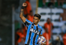 Atacante Arezo do Grêmio