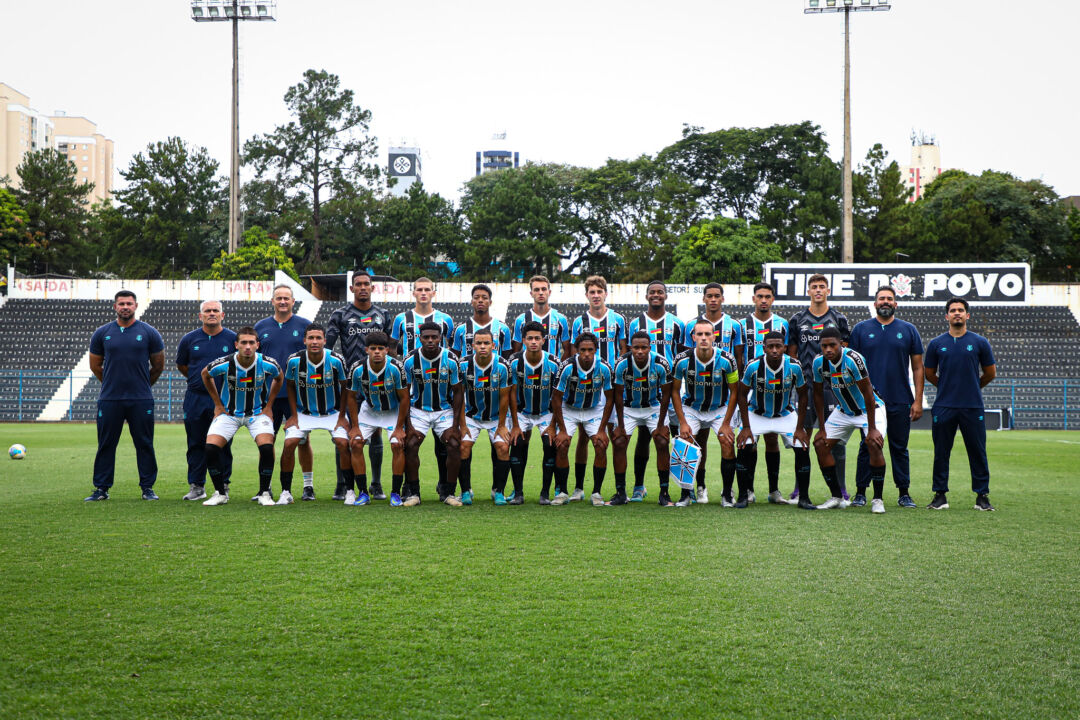 Grêmio marca belo gol, mas cede empate ao Corinthians no Brasileirão Sub-20.