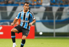 Estreia de Maicon pelo Grêmio em 2015