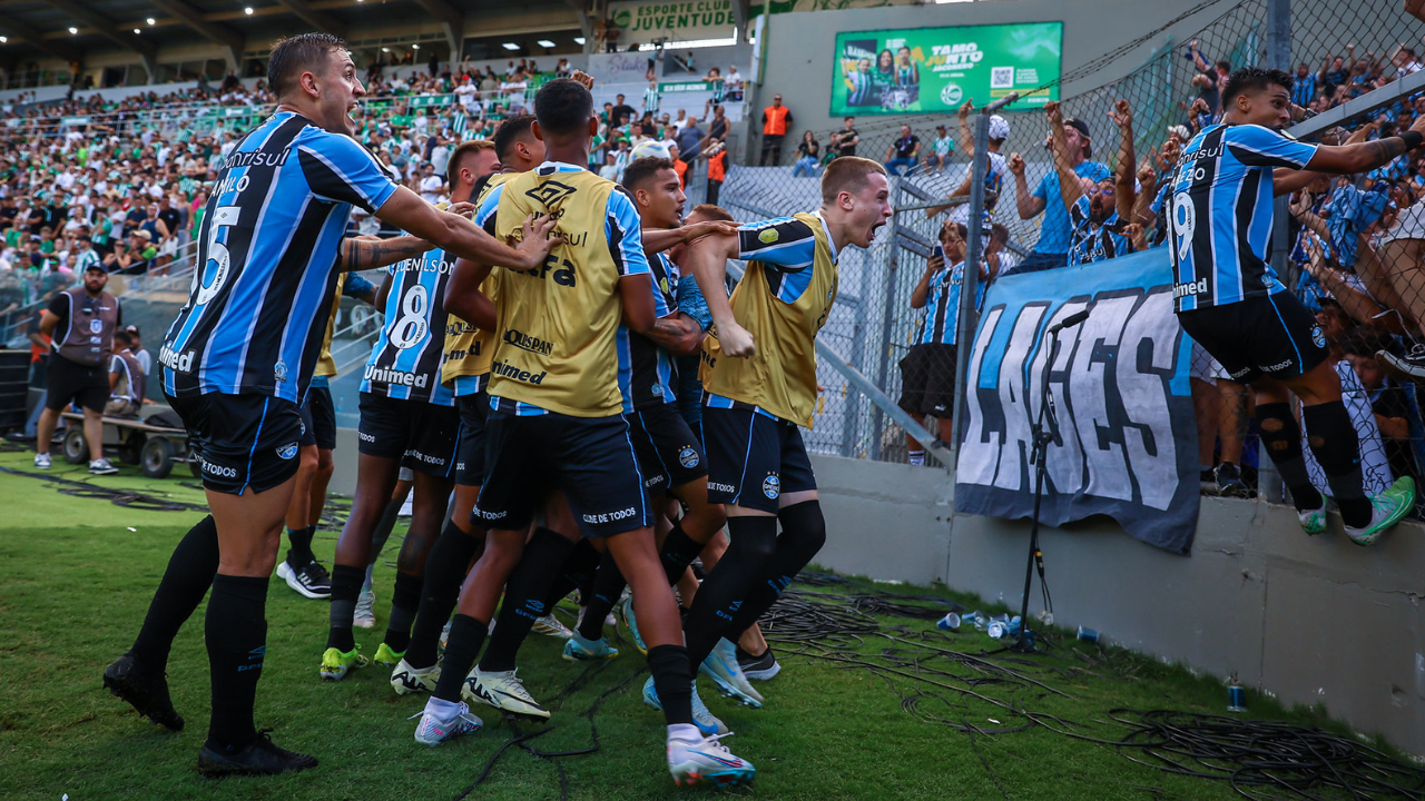 Grêmio terá mudança no time titular após pausa para a Data FIFA.