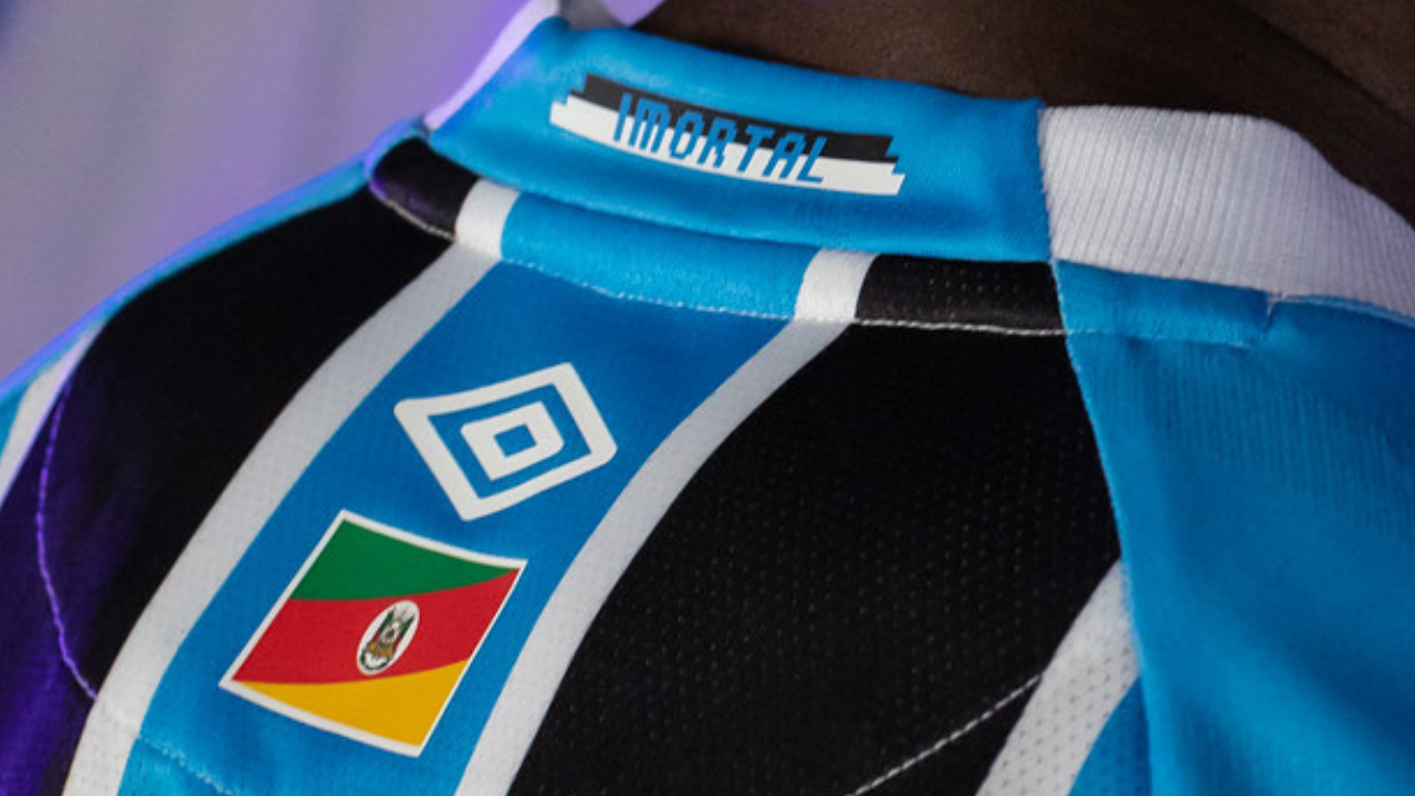 Grêmio convoca reunião para discutir futuro de atacante