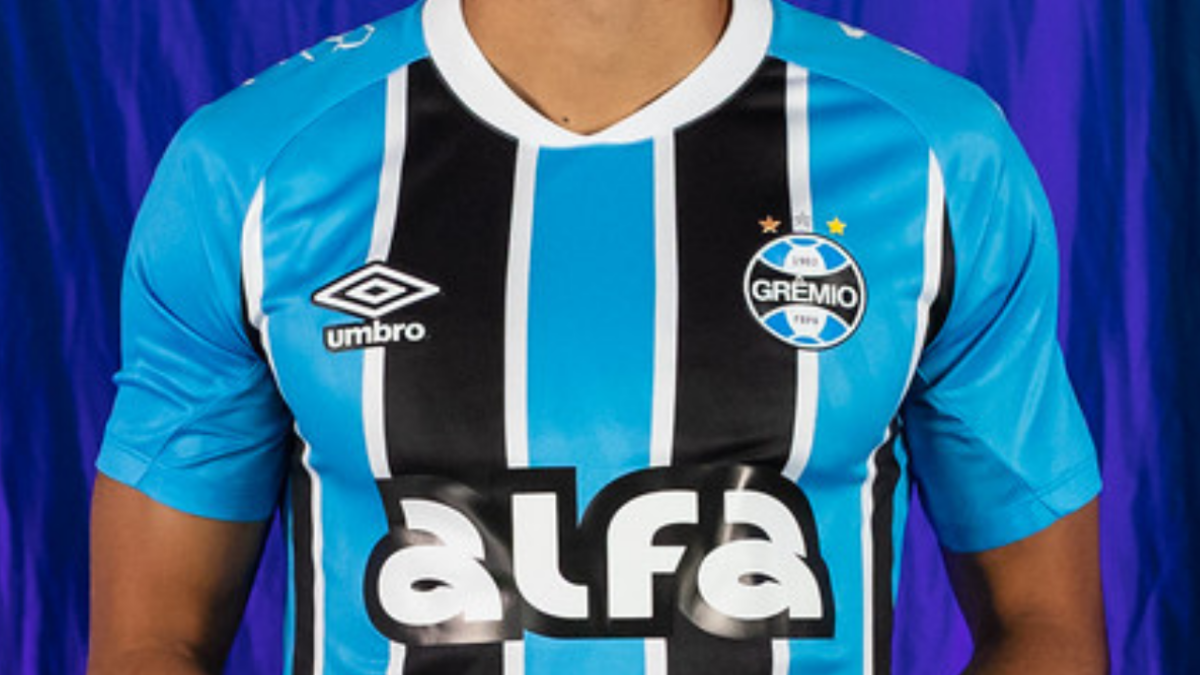 Divulgação da nova camisa do Grêmio para 2025 - Umbro e CartolaFC