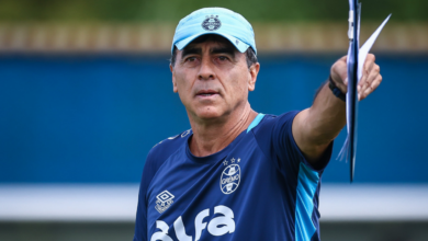 Técnico Gustavo Quinteros - Grêmio - CT Luiz Carvalho 15/03/2025