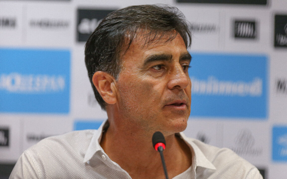 Gustavo Quinteros técnico do Grêmio