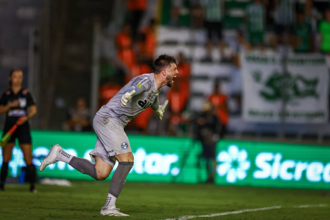 Tiago Volpi em Juventude x Grêmio