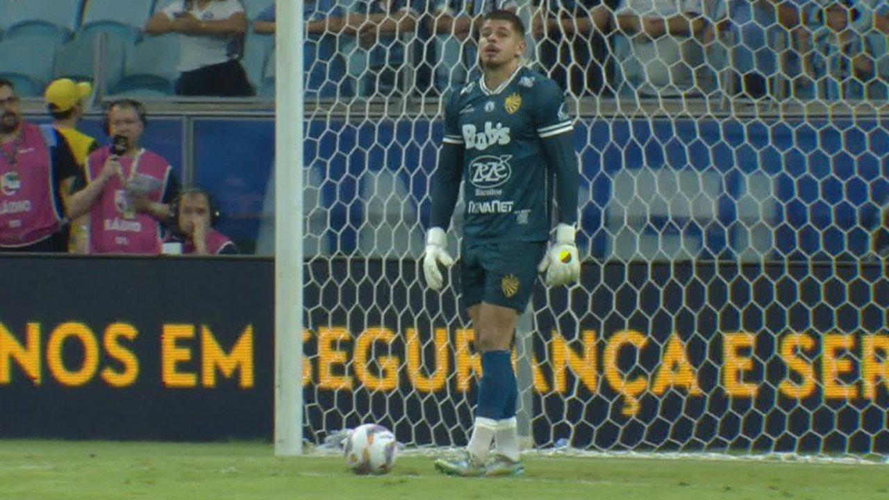 Goleiro Jorge, novo reforço Tricolor, em Grêmio x Pelotas do Gauchão 2025