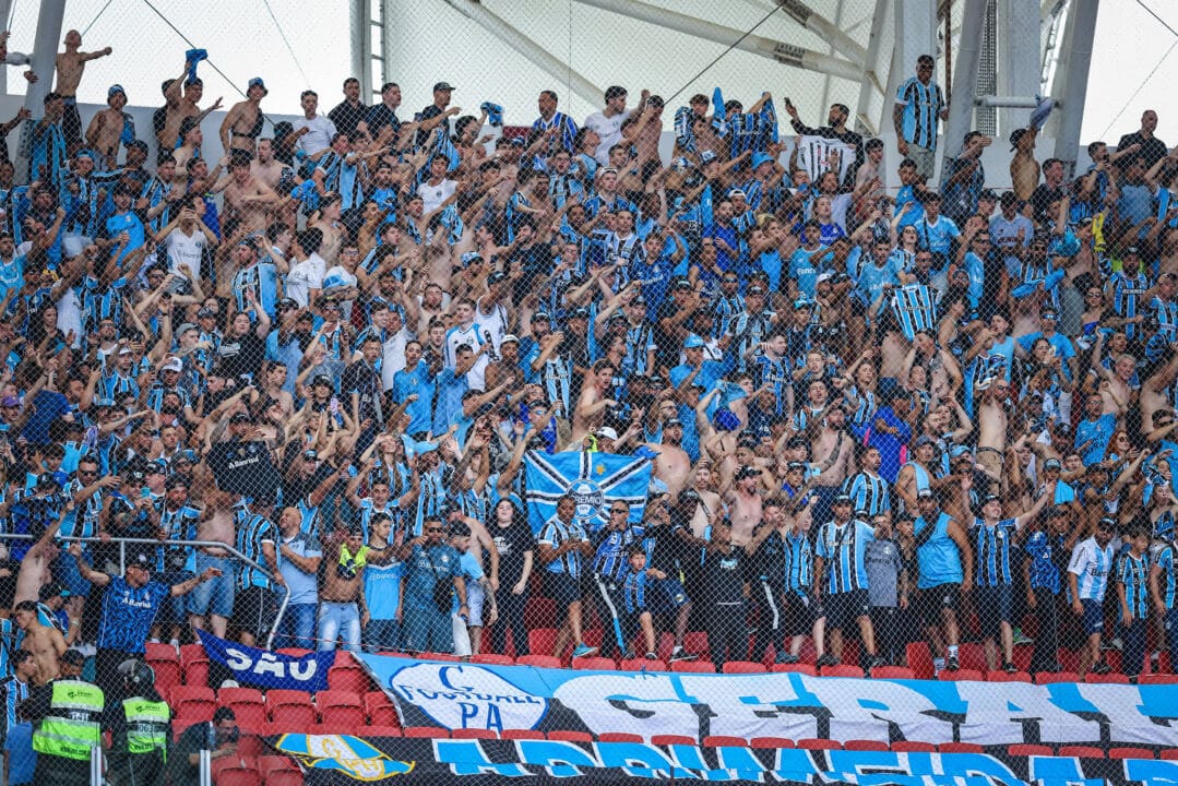 Torcida do Grêmio no GreNal 443