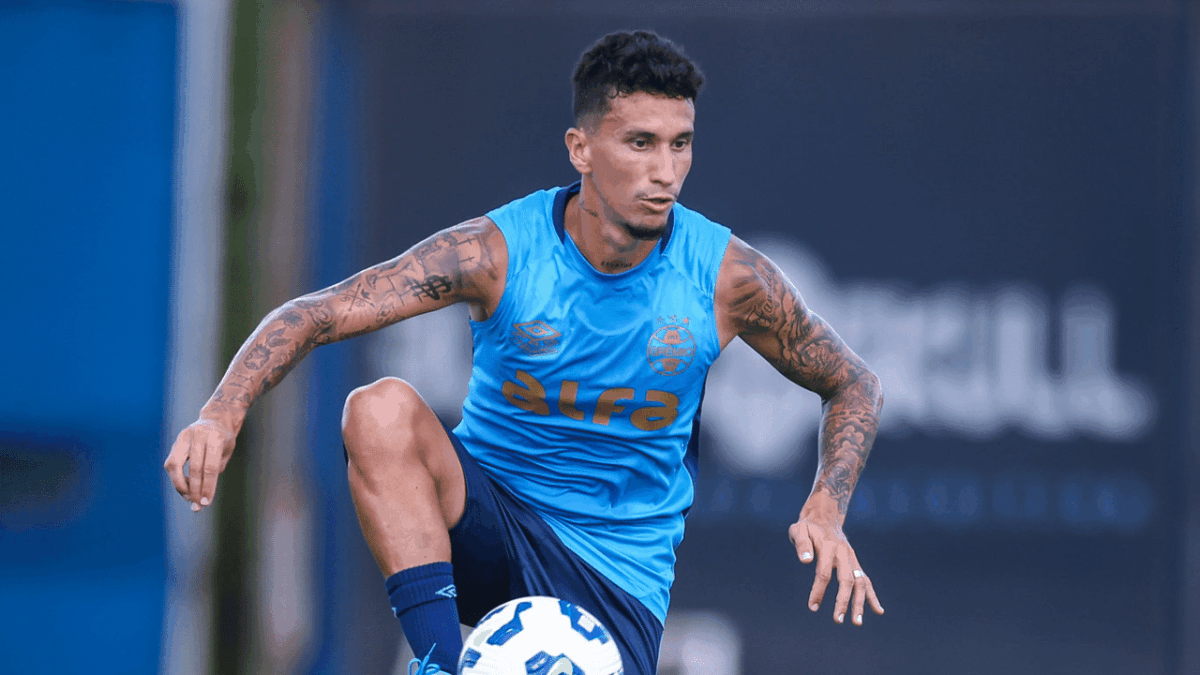 Volante Dodi treino do Grêmio