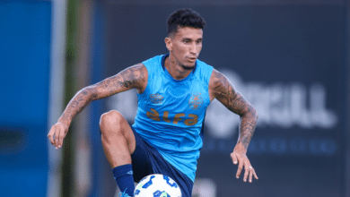 Volante Dodi treino do Grêmio